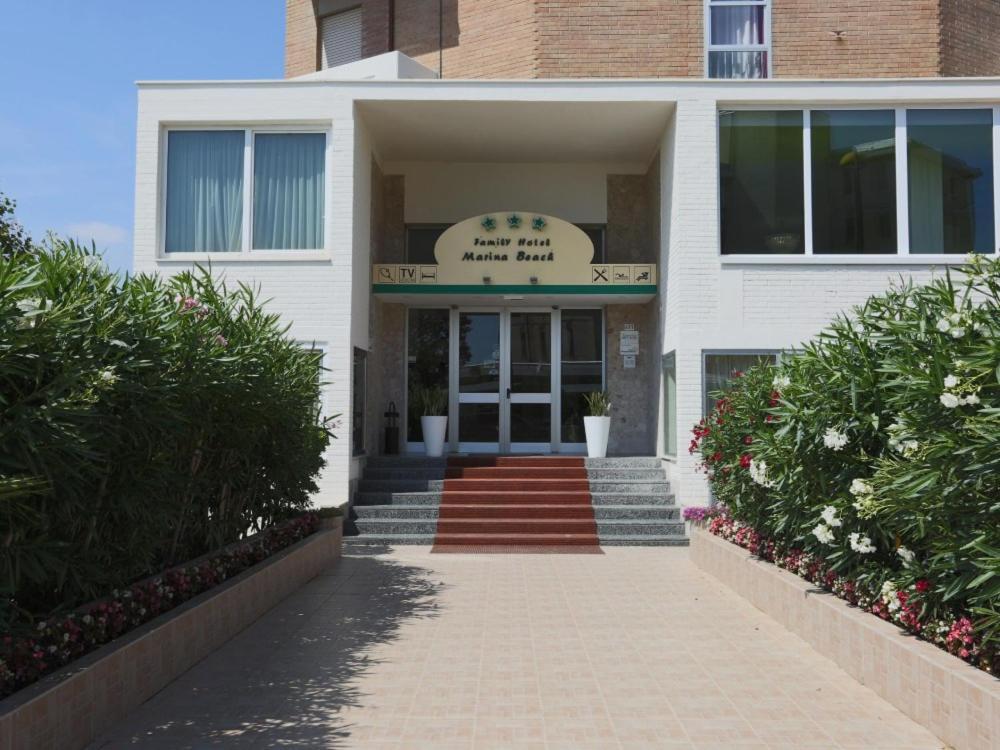 ראבנה Hotel Marina Beach - Azzurro Club מראה חיצוני תמונה