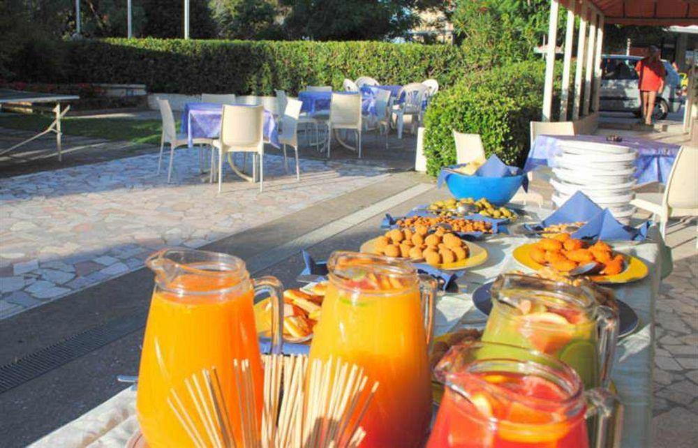 ראבנה Hotel Marina Beach - Azzurro Club מראה חיצוני תמונה