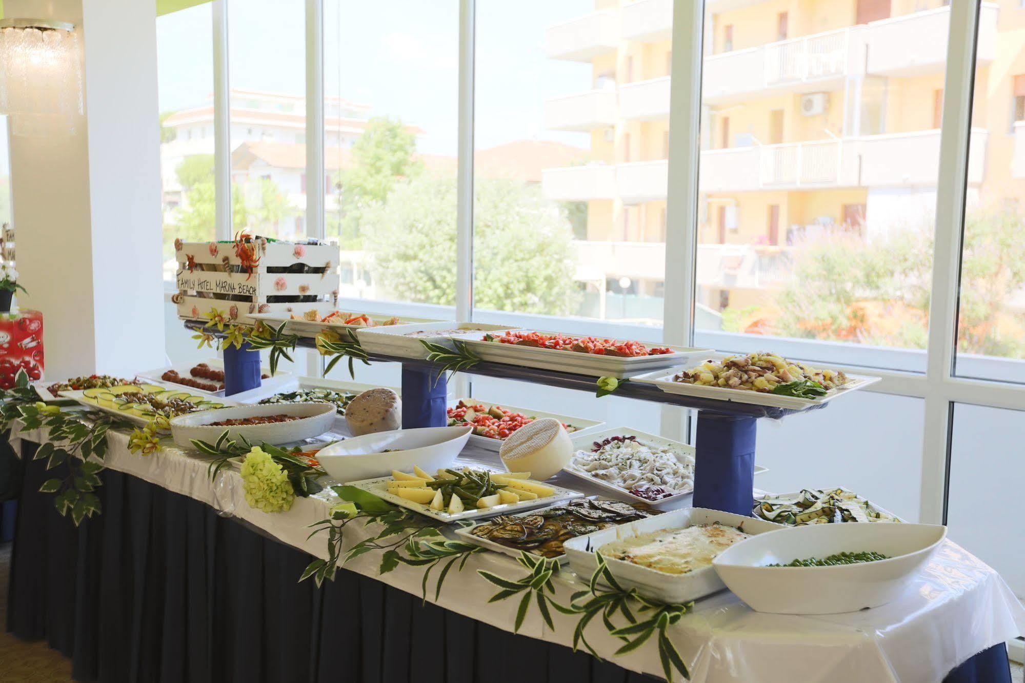 ראבנה Hotel Marina Beach - Azzurro Club מראה חיצוני תמונה
